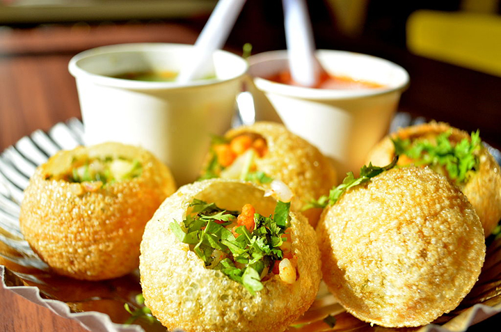 13 Popular Dishes In Mumbai That Will Make You Nostalgic