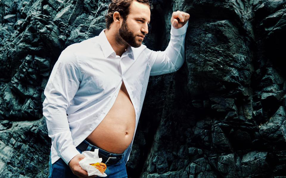 Man Gets Maternity Photoshoot Done Showing Off His 'Food Baby' .